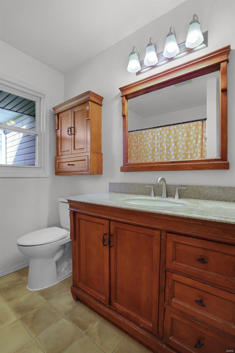 6251 Manix Road Edwardsville, IL 62025 - Photo 23 of 36