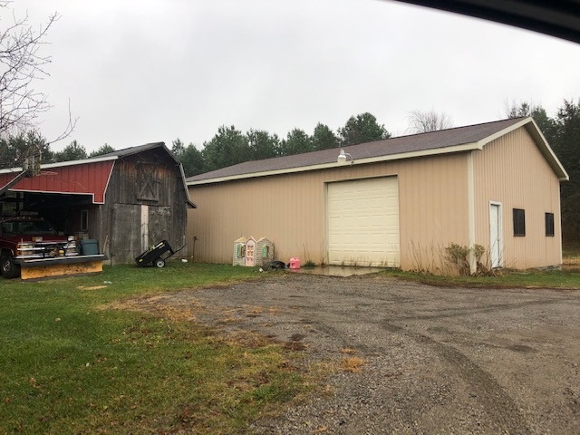 3337 Barnes Road Millington, MI 48746 - Photo 11 of 13