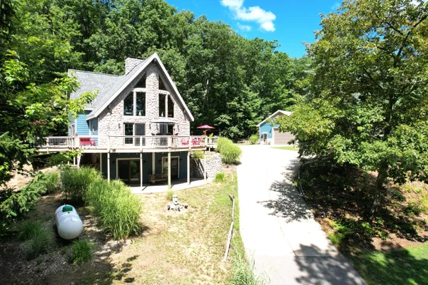 $525,000 | 4050 East Ottawa Drive, Free Soil, MI 49411