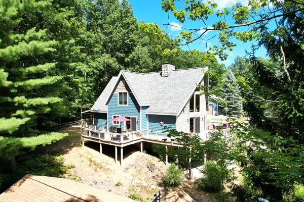$525,000 | 4050 East Ottawa Drive, Free Soil, MI 49411