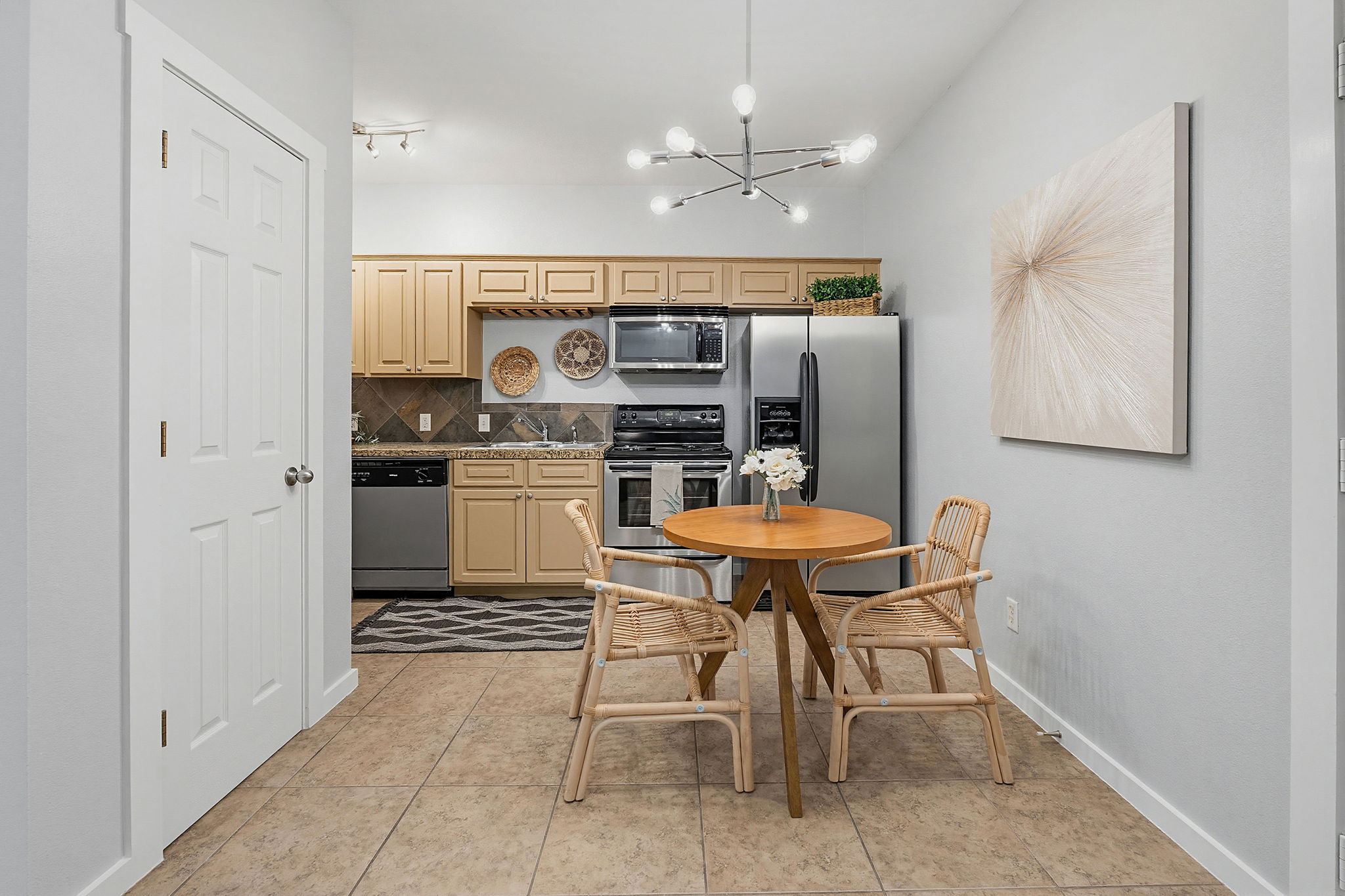 2106 Cullen Avenue, Unit 206 Austin, TX 78757 - Photo 11 of 20 Smart kitchen layout offers a pantry and eat-in breakfast area.