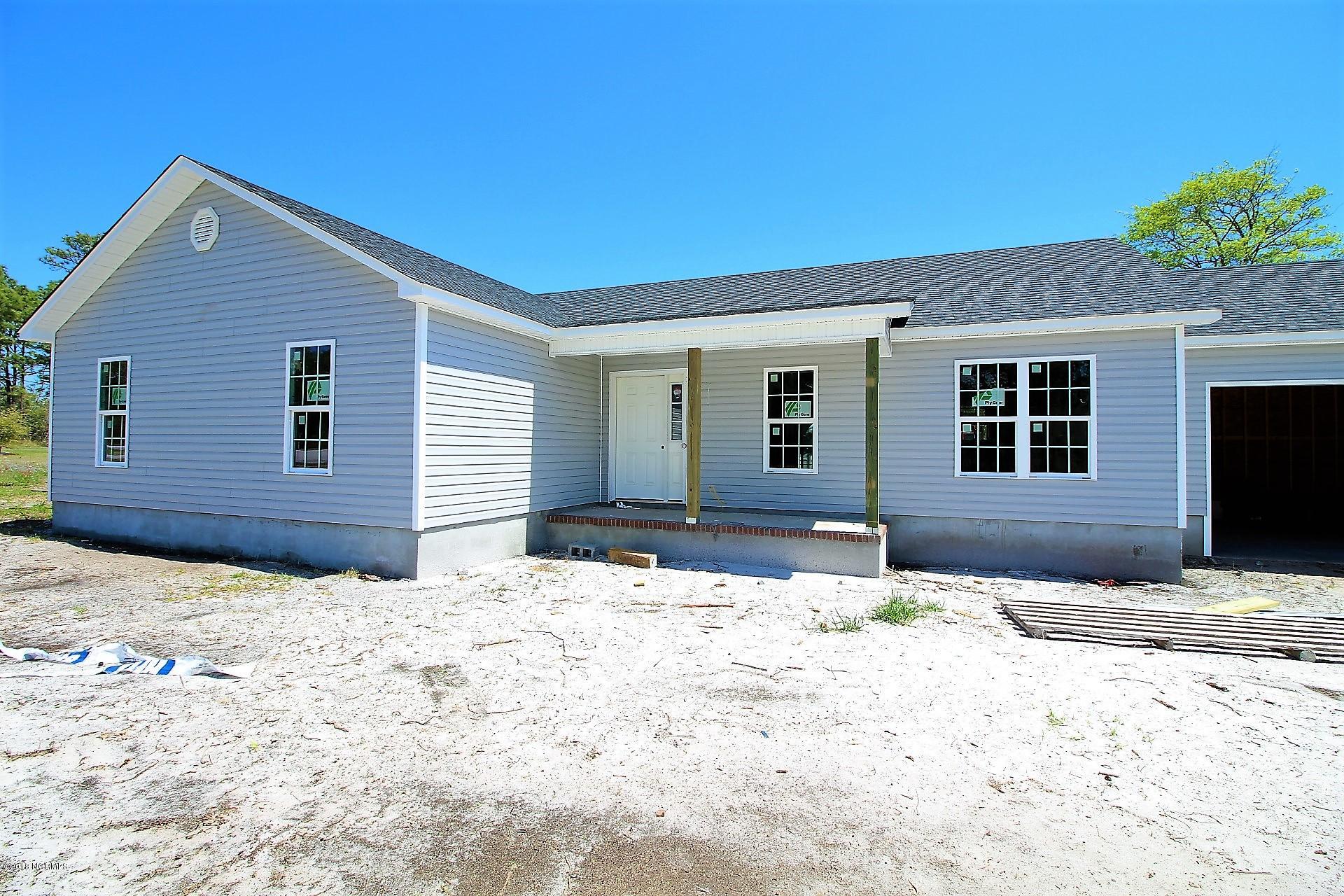 421 George Taylor Road Newport, NC 28570 - Photo 10 of 22 IMG_6575