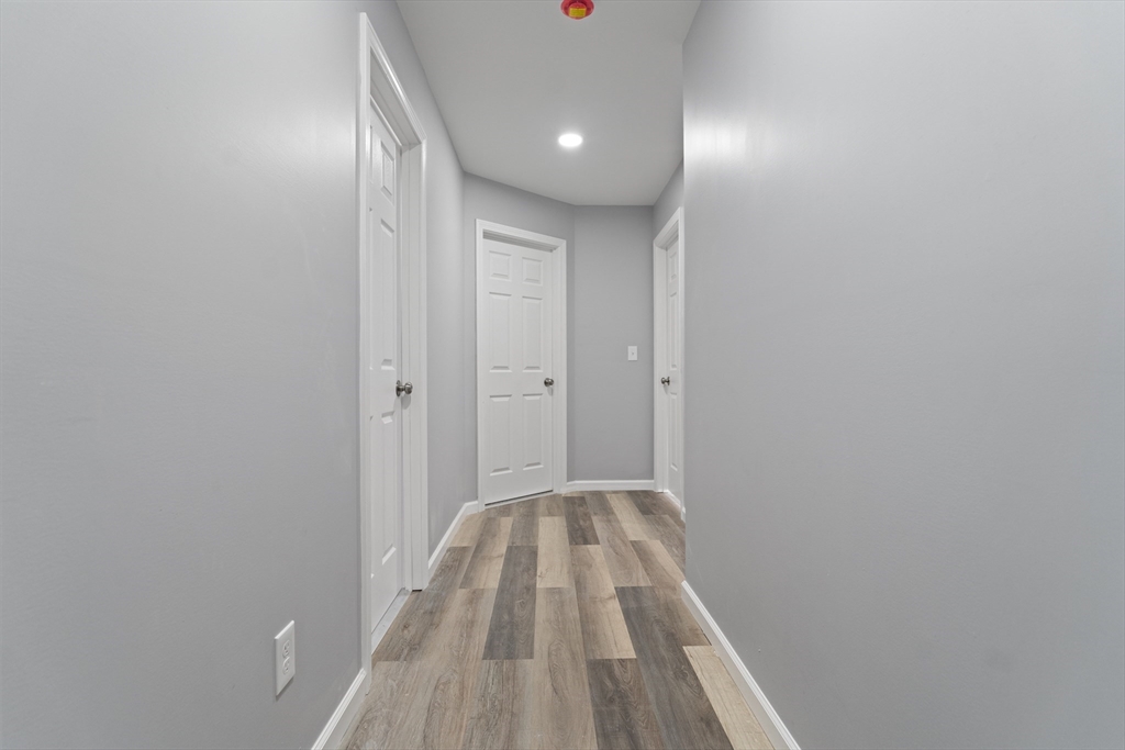 55 Montrose Street Springfield, MA 01109 - Photo 20 of 42