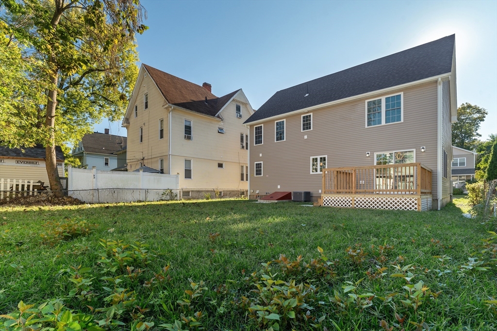 55 Montrose Street Springfield, MA 01109 - Photo 40 of 42