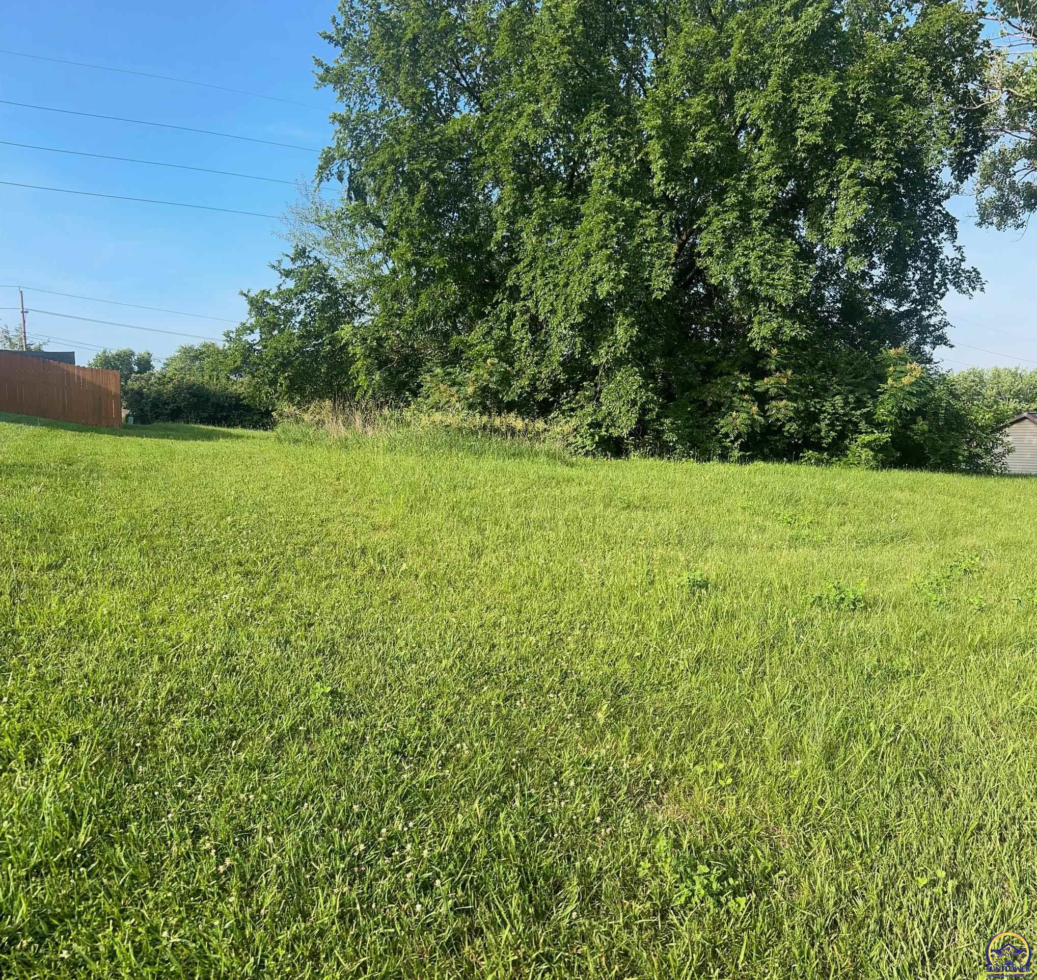 6521 Southwest 40th Street Topeka, KS 66610 - Photo 6 of 6