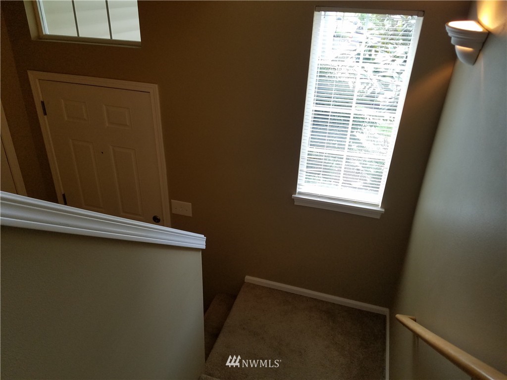 102 South 49th Street, Unit C Renton, WA 98055 - Photo 16 of 21 Gallery Image 16