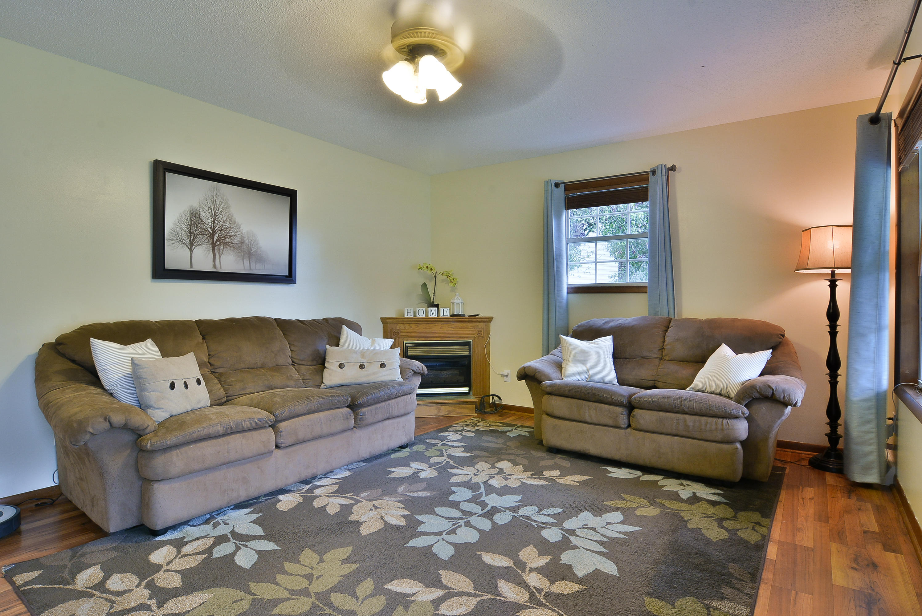 333 Phillips Road Jonesborough, TN 37659 - Photo 11 of 49 Living Area 1