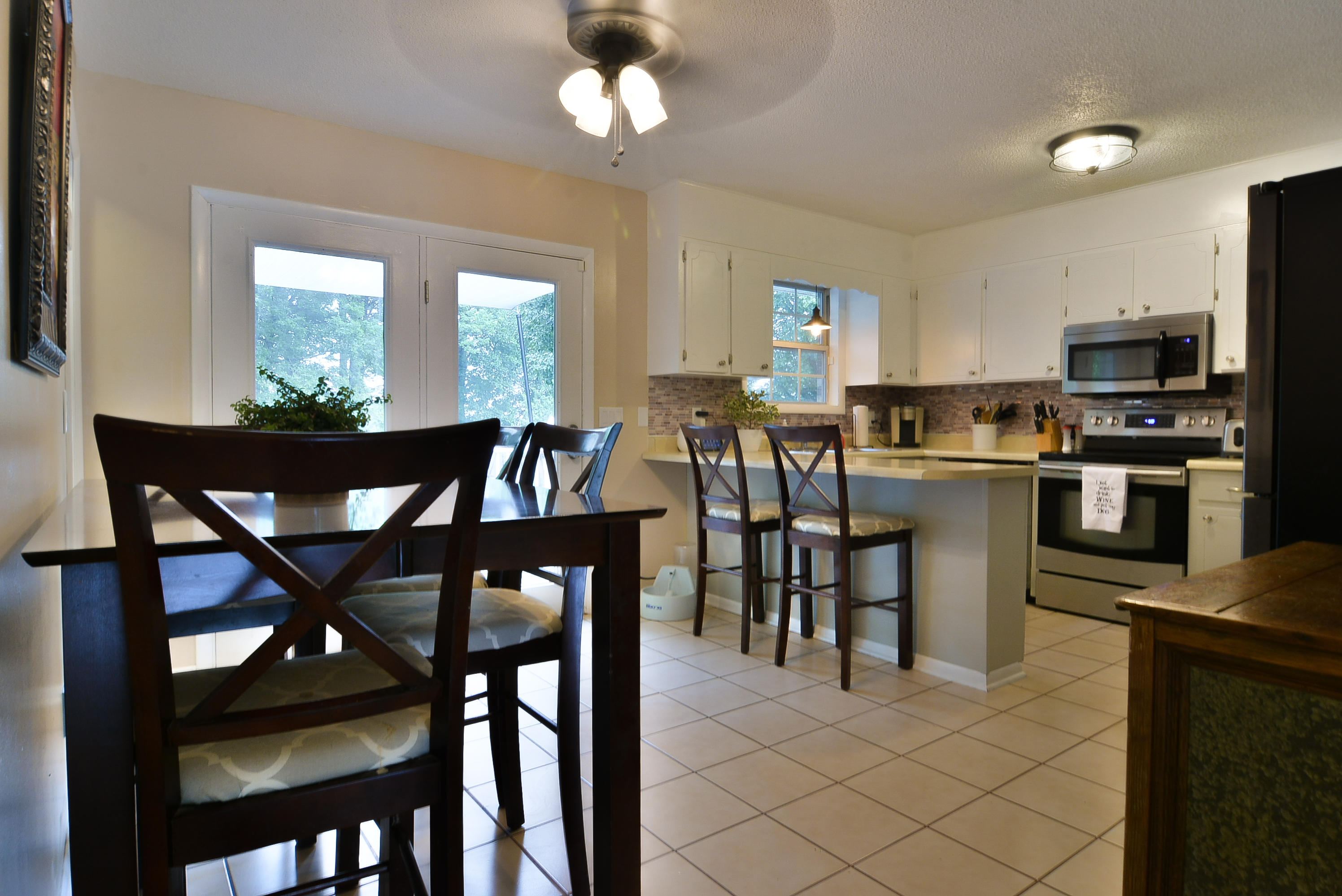 333 Phillips Road Jonesborough, TN 37659 - Photo 14 of 49 Kitchen/Dining Room 1