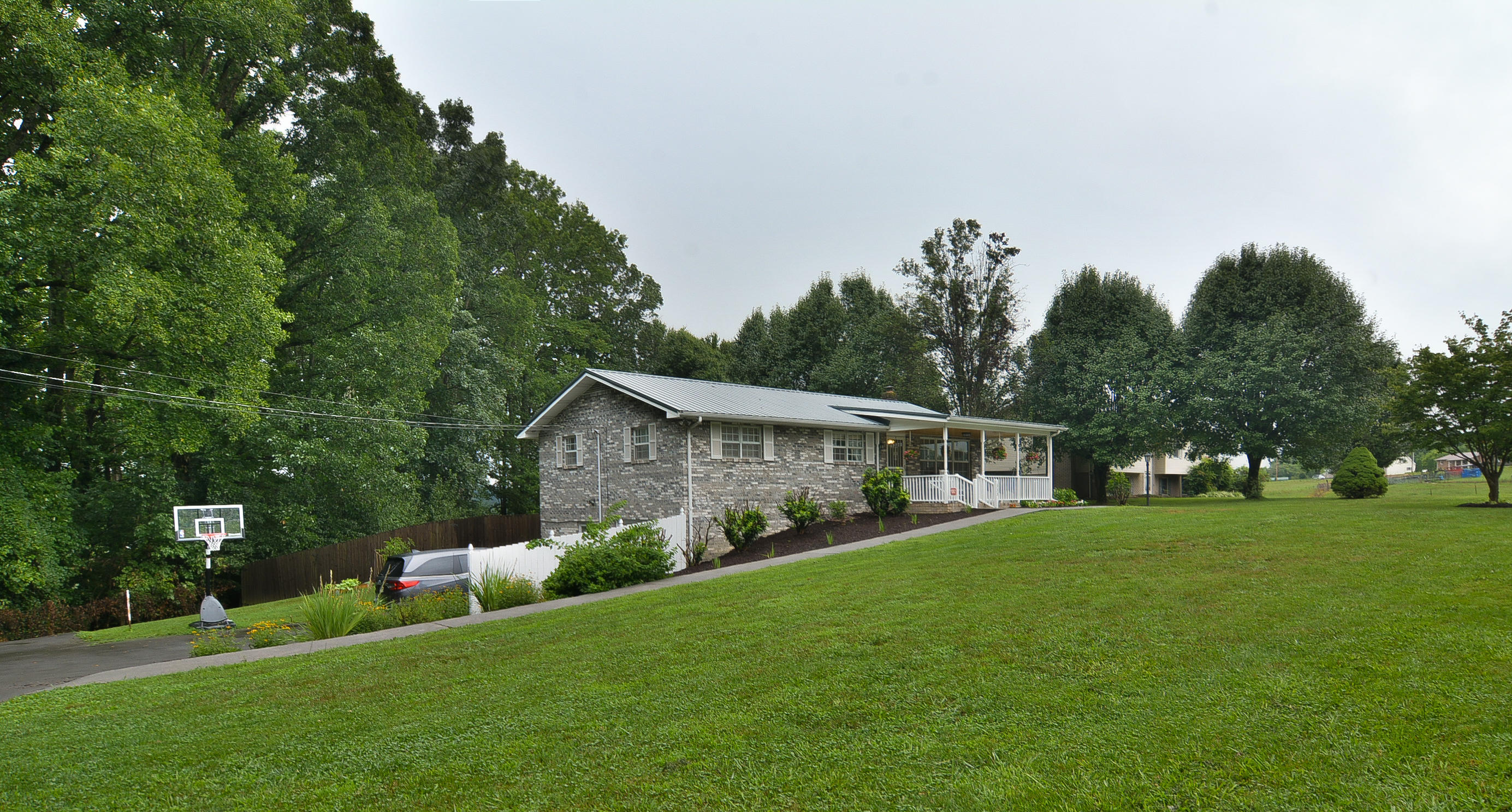 333 Phillips Road Jonesborough, TN 37659 - Photo 3 of 49 Front Left