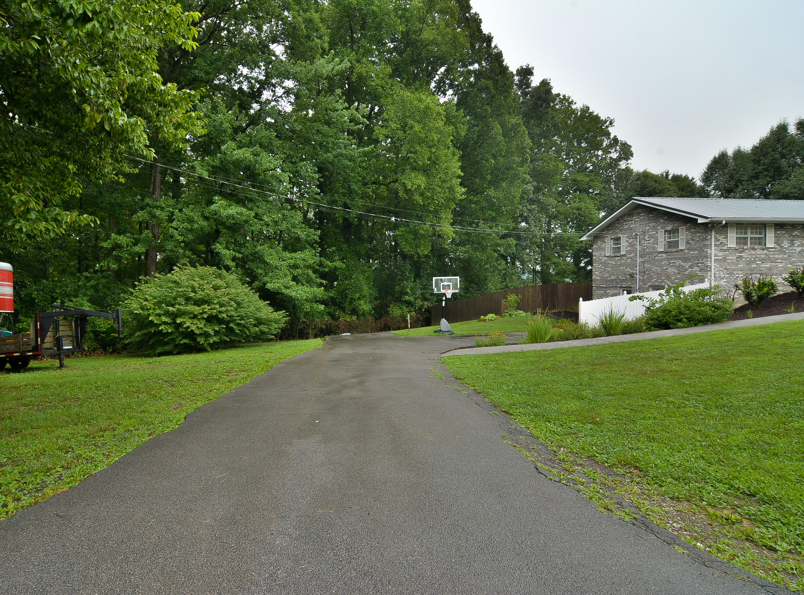 333 Phillips Road Jonesborough, TN 37659 - Photo 47 of 49 Driveway 1