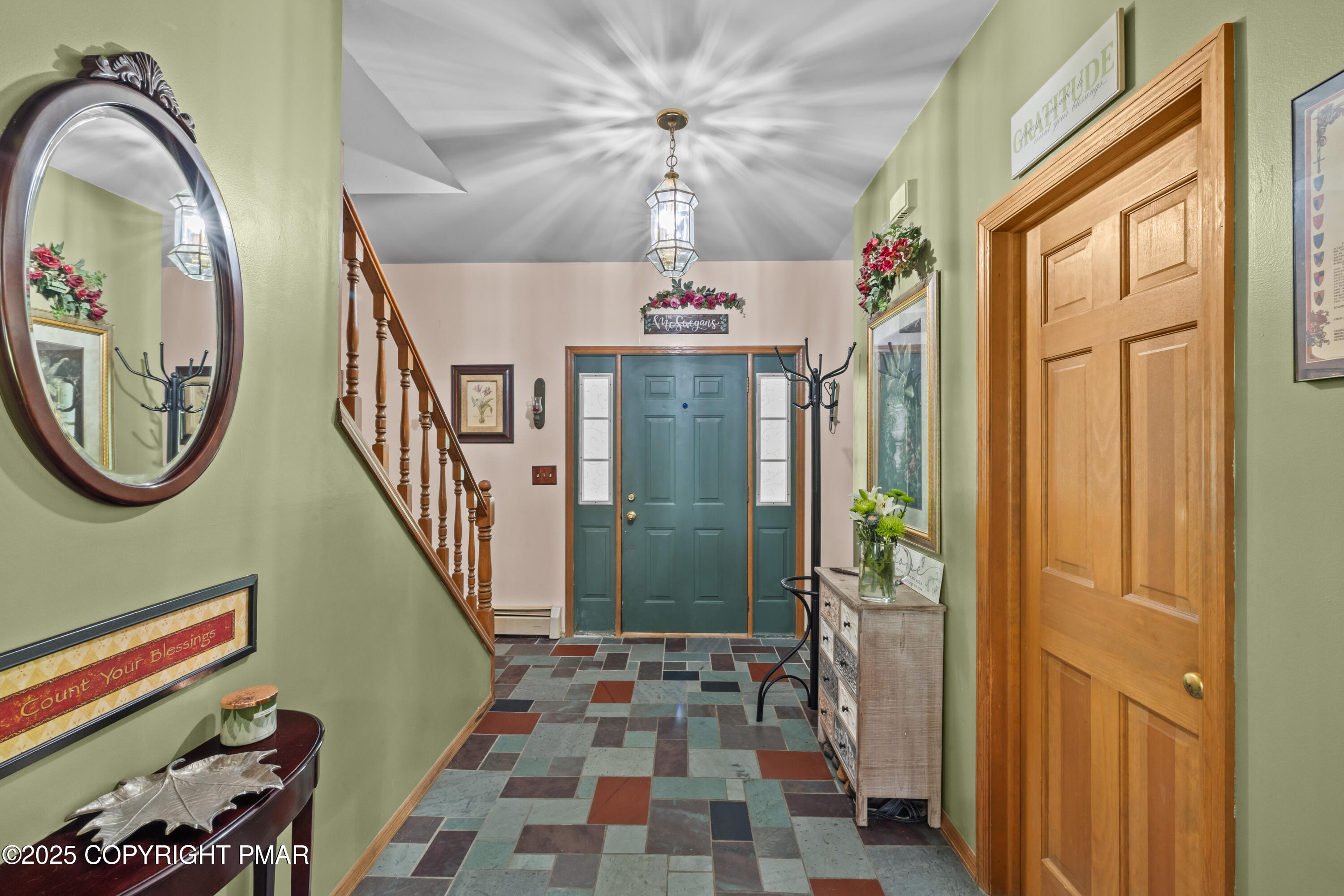 7297 Cherry Valley Road Stroudsburg, PA 18360 - Photo 11 of 71 entry foyer
