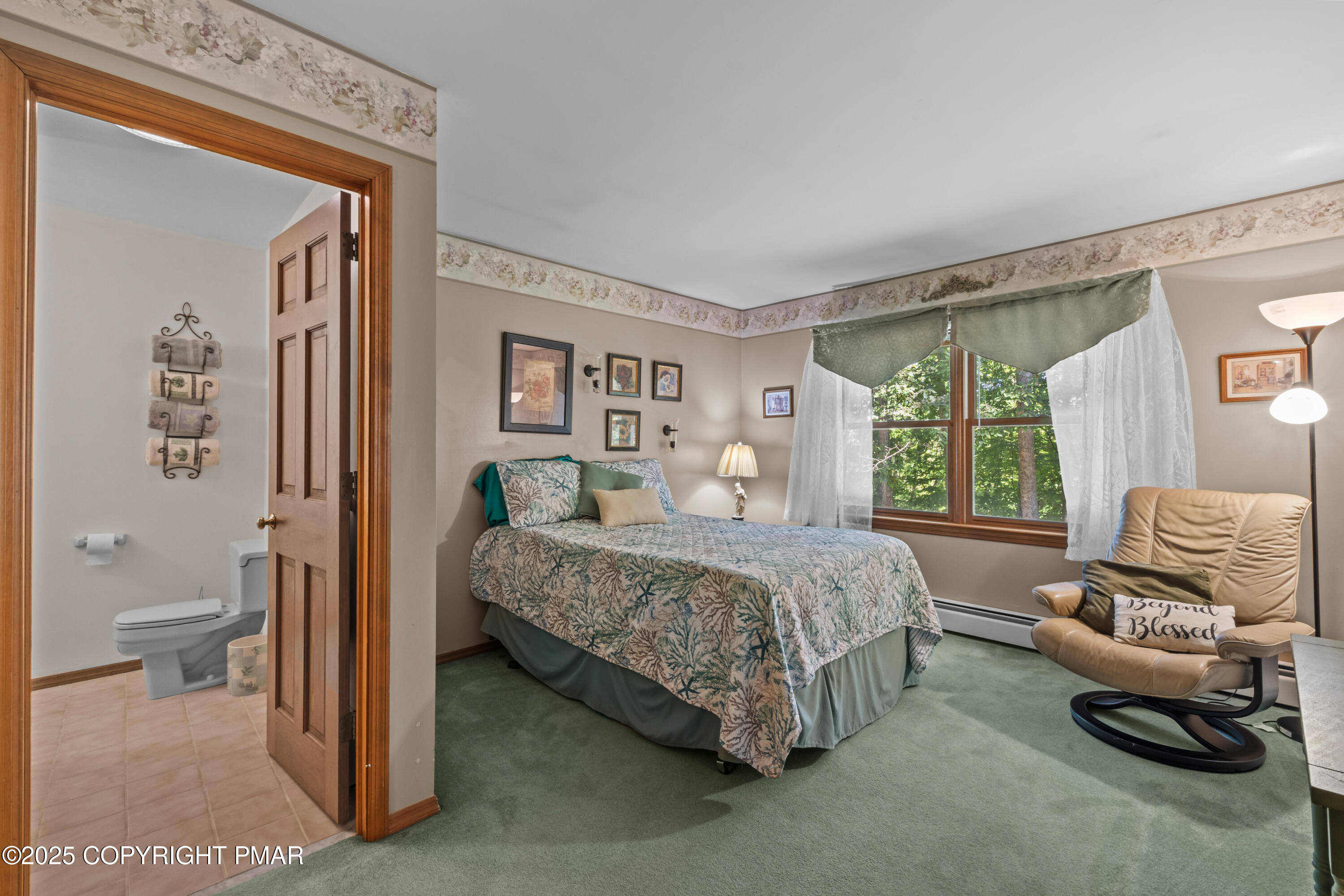 7297 Cherry Valley Road Stroudsburg, PA 18360 - Photo 28 of 71 1st floor en suite