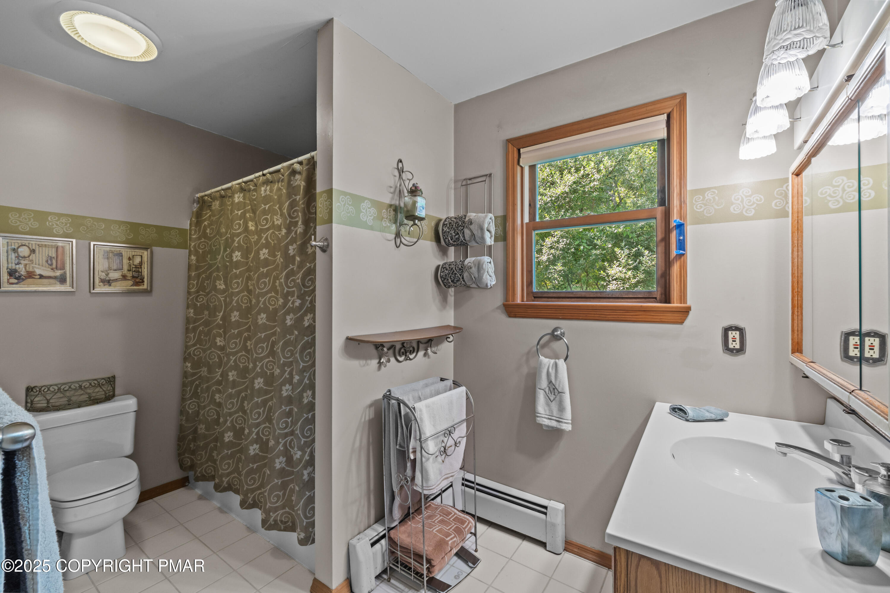 7297 Cherry Valley Road Stroudsburg, PA 18360 - Photo 36 of 71 primary suite bath