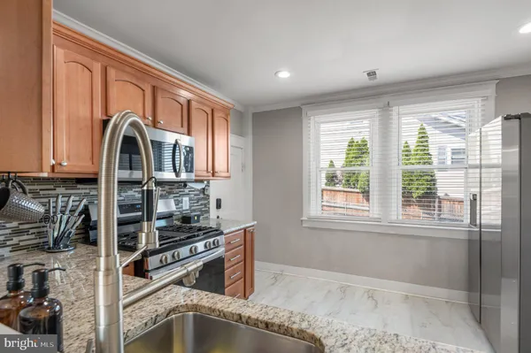 $379,000 | 521 Fairview Avenue, Baltimore, MD 21224