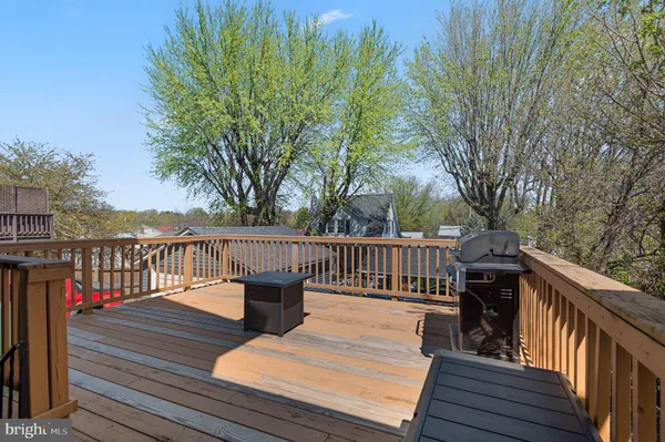 $379,000 | 521 Fairview Avenue, Baltimore, MD 21224