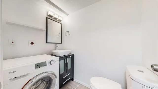 $1,700 | 1355 North Gaylord Street, Unit 8, Denver, CO 80206