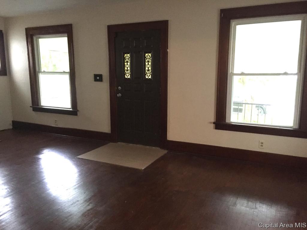 2335 South 10th Street Springfield, IL 62703 - Photo 11 of 26