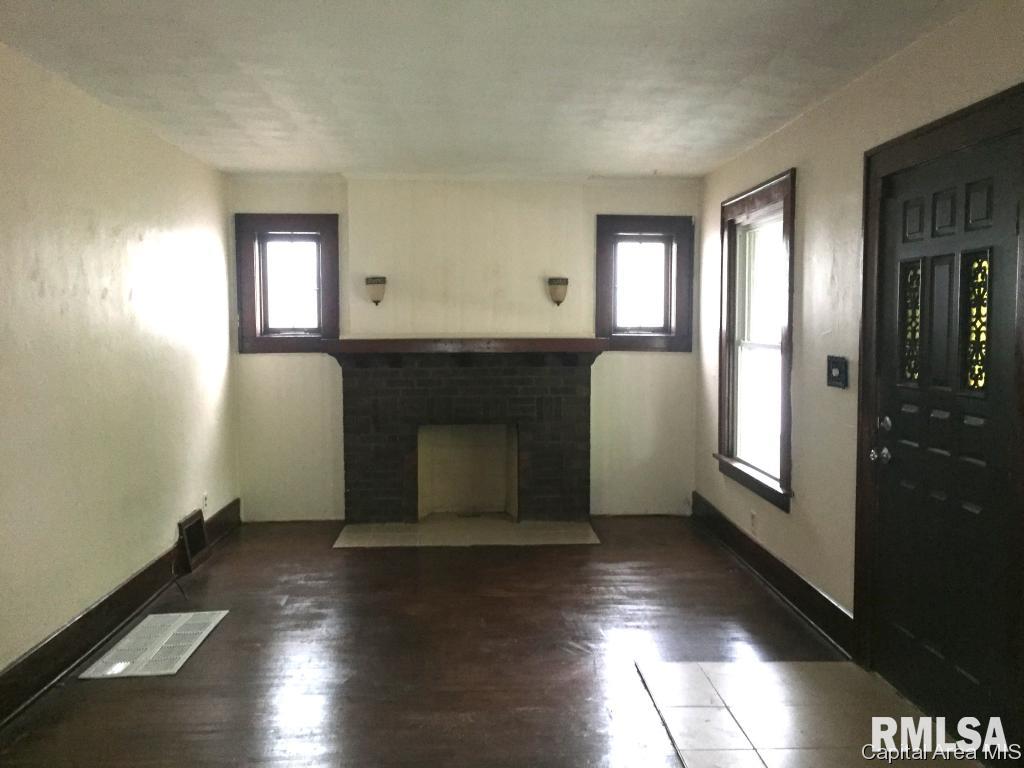 2335 South 10th Street Springfield, IL 62703 - Photo 9 of 26