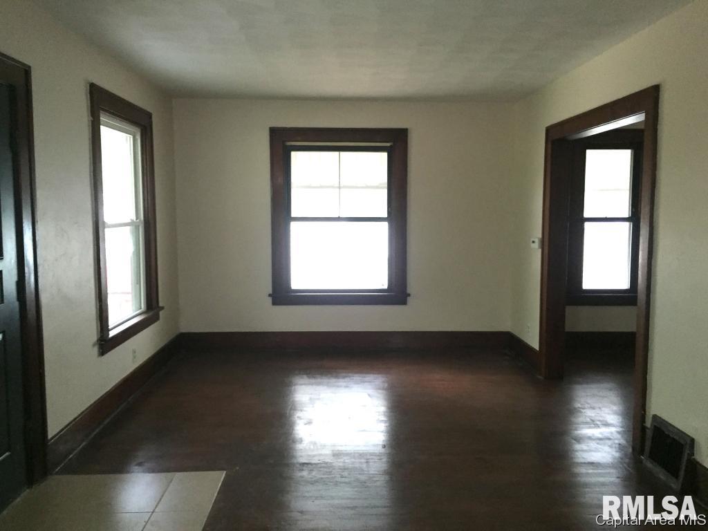 2335 South 10th Street Springfield, IL 62703 - Photo 10 of 26
