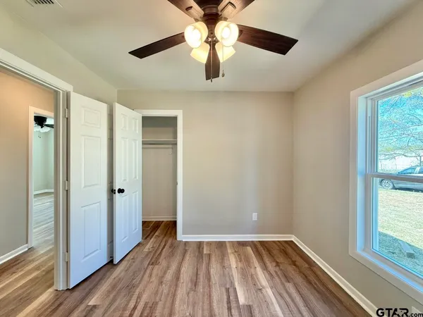$189,900 | 303 North Virginia Avenue, Tyler, TX 75702