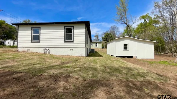 $189,900 | 303 North Virginia Avenue, Tyler, TX 75702