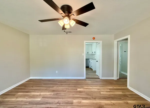 $189,900 | 303 North Virginia Avenue, Tyler, TX 75702