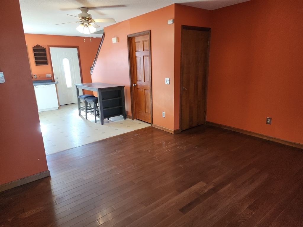 343 Chicopee Street, Unit 14 Chicopee, MA 01013 - Photo 5 of 24