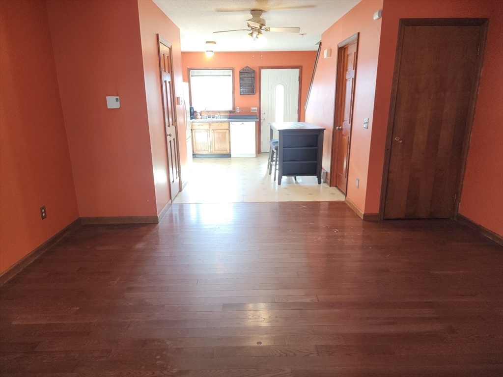 343 Chicopee Street, Unit 14 Chicopee, MA 01013 - Photo 6 of 24