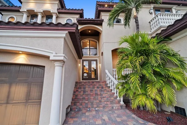 $3,399,000 | 108 Bayside Drive, Clearwater Beach, FL 33767