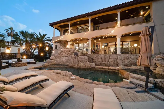 $3,399,000 | 108 Bayside Drive, Clearwater Beach, FL 33767