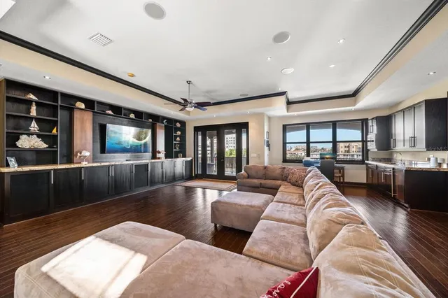 $3,399,000 | 108 Bayside Drive, Clearwater Beach, FL 33767