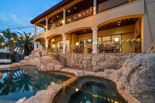 $3,399,000 | 108 Bayside Drive, Clearwater Beach, FL 33767