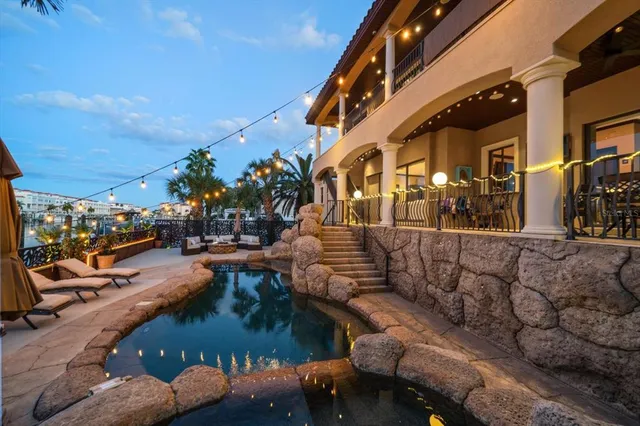 $3,399,000 | 108 Bayside Drive, Clearwater Beach, FL 33767