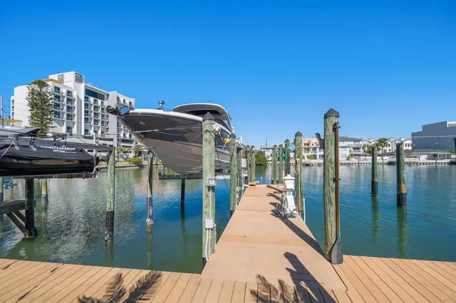 $3,399,000 | 108 Bayside Drive, Clearwater Beach, FL 33767