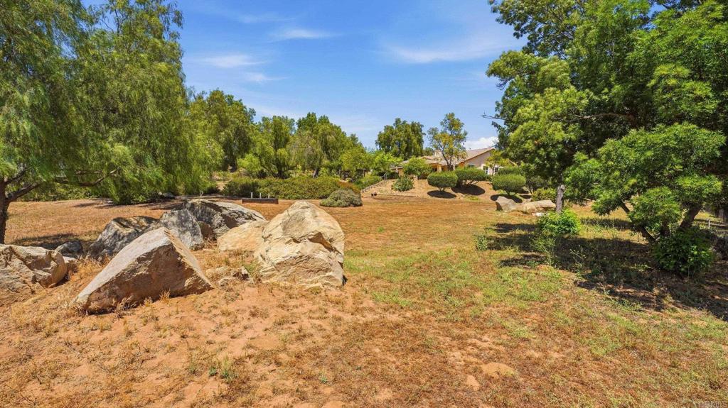 2527 Southern Oak Road Ramona, CA 92065 - Photo 6 of 56 a view of ocean beach