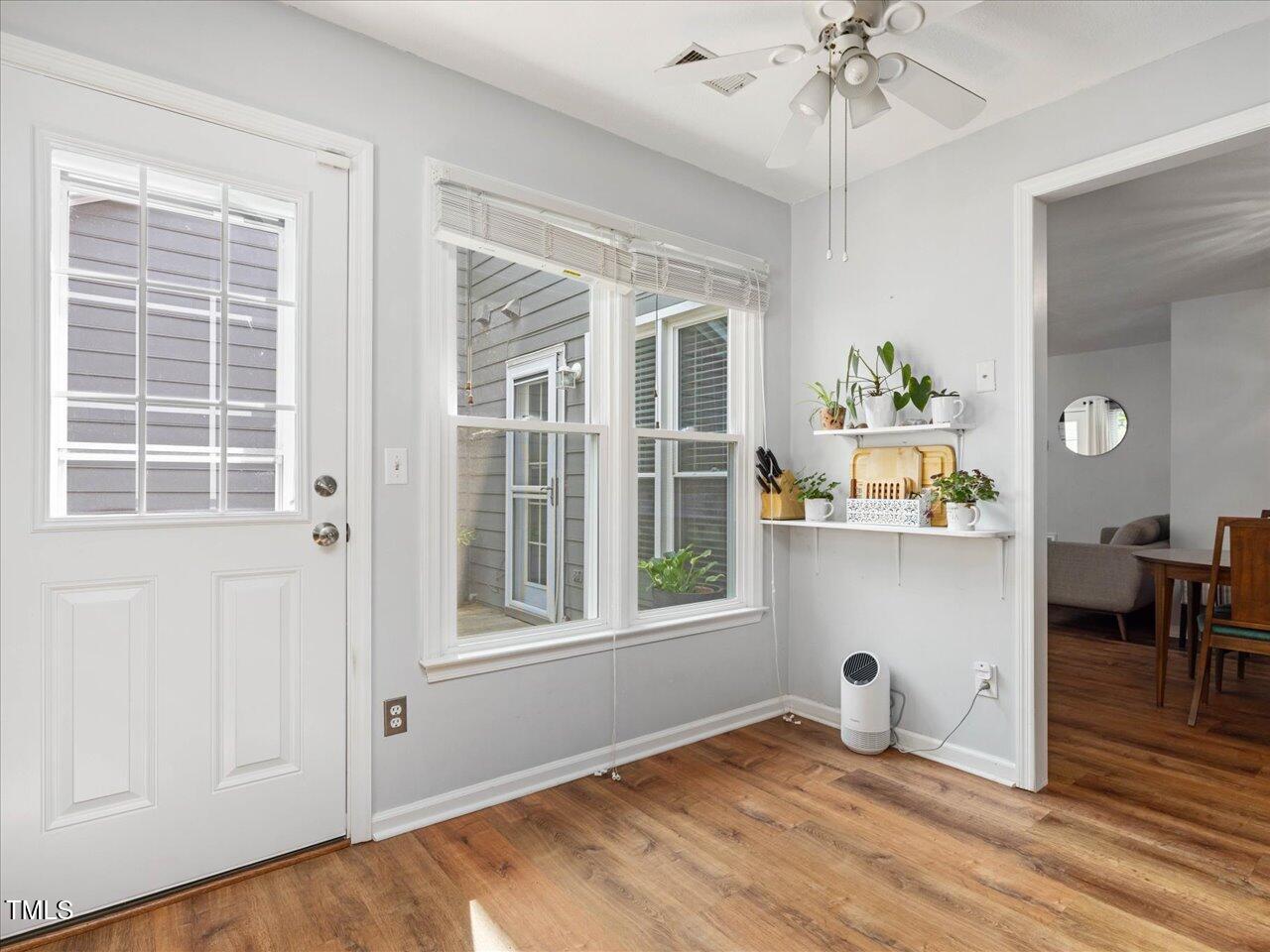 6718 Twin Tree Court Raleigh, NC 27613 - Photo 11 of 32 22-Eat in Kitchen