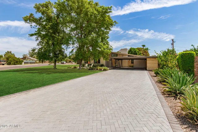 $2,195,000 | 4101 East Medlock Drive, Phoenix, AZ 85018