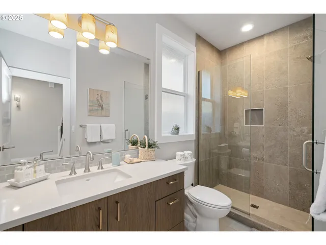 $1,299,000 | 209 3rd Street, Manzanita, OR 97130