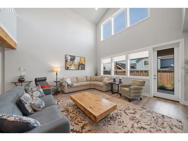 $1,299,000 | 209 3rd Street, Manzanita, OR 97130