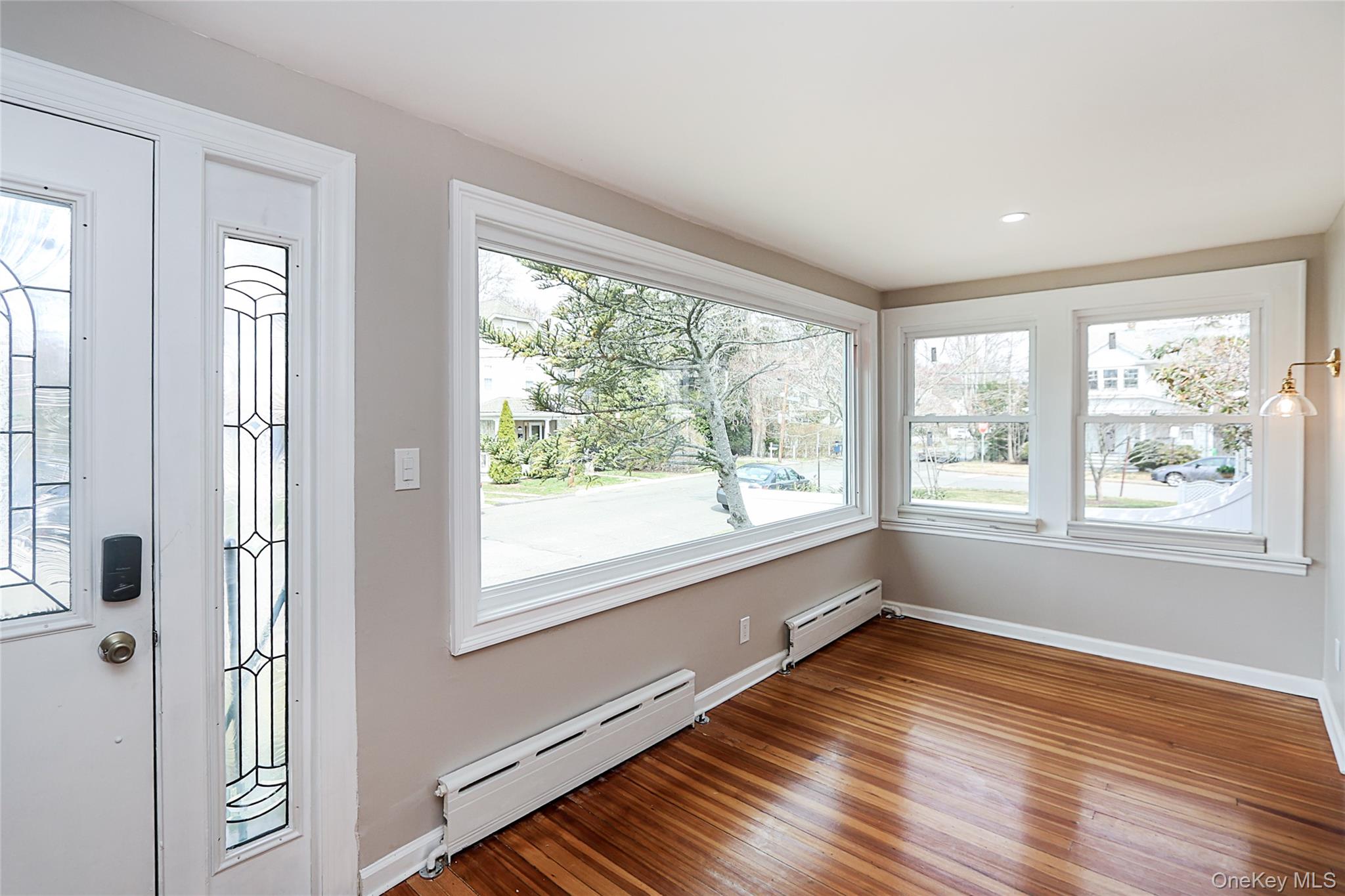24 High Street Locust Valley, NY 11560 - Photo 4 of 35