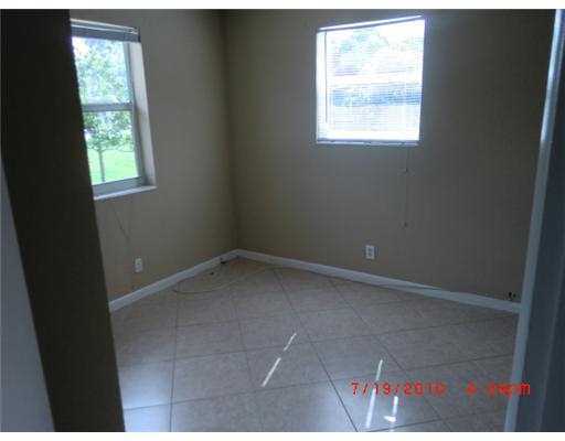35 Davis Road Palm Springs, FL 33461 - Photo 5 of 8 Additional Photo