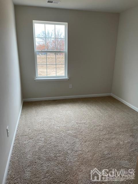 88 Peregrine Way Burlington, NJ 08016 - Photo 14 of 17 an empty room with a window