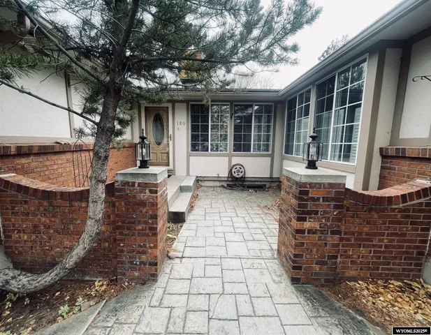 $449,000 | 180 Grandview Drive, Green River, WY 82935