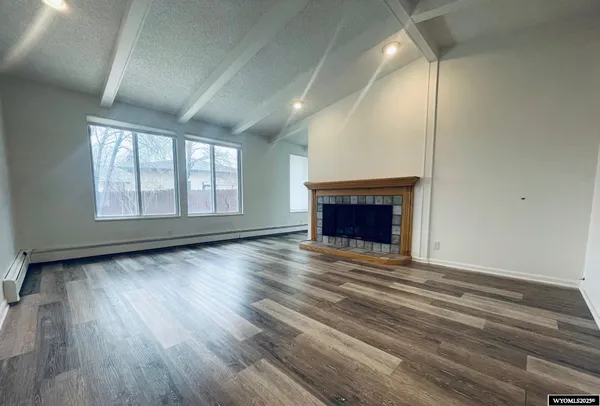 $438,500 | 180 Grandview Drive, Green River, WY 82935