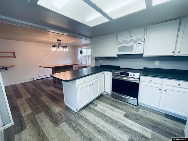 $438,500 | 180 Grandview Drive, Green River, WY 82935