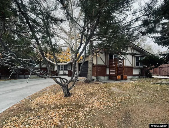 $438,500 | 180 Grandview Drive, Green River, WY 82935