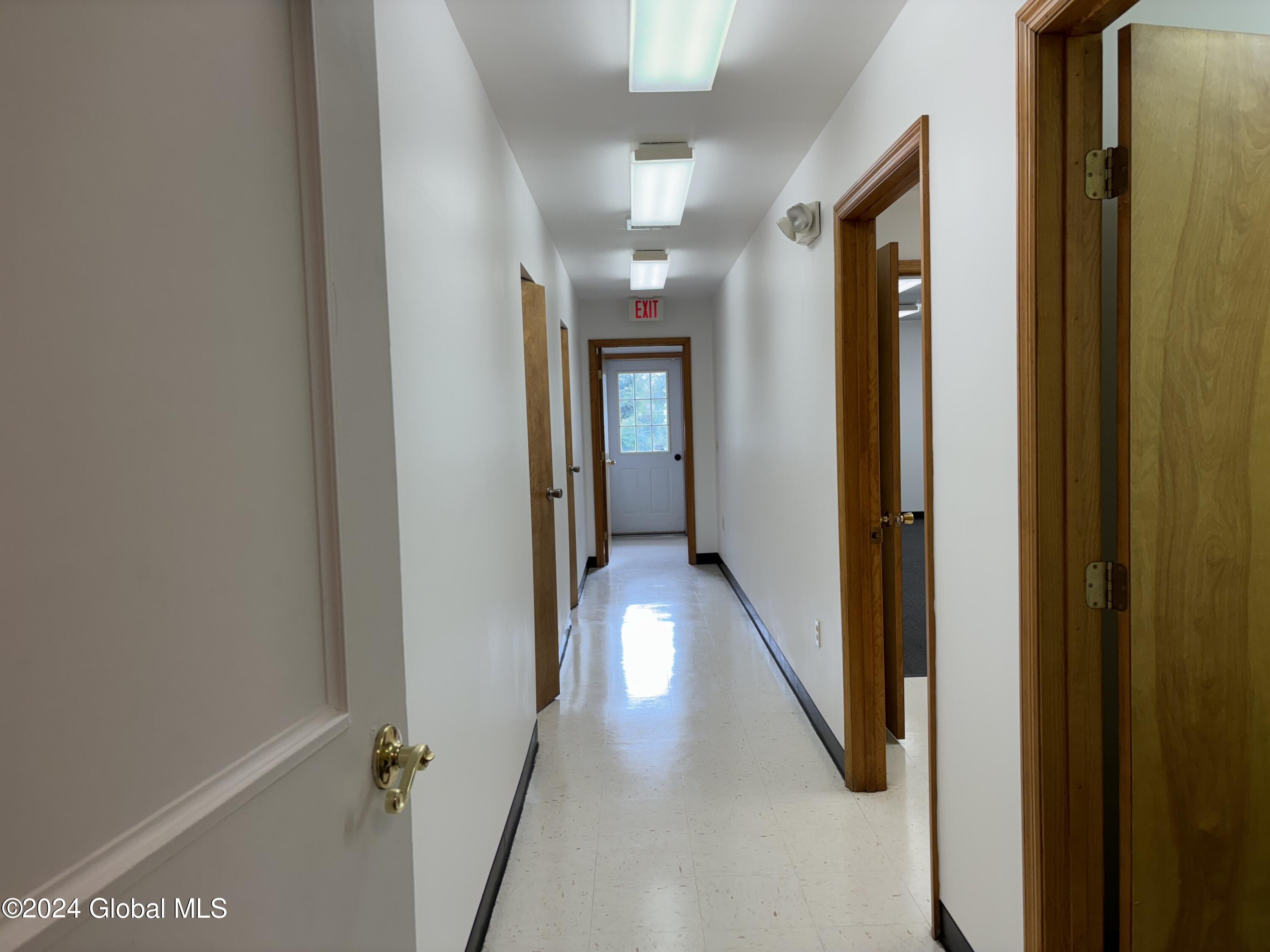 527 North Perry Street Johnstown, NY 12095 - Photo 16 of 46 IMG_2111