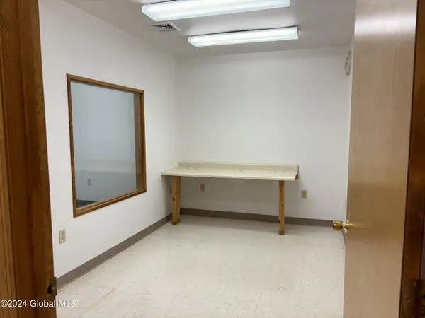 $279,000 | 527 North Perry Street, Johnstown, NY 12095