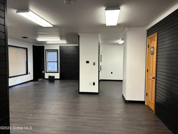 $279,000 | 527 North Perry Street, Johnstown, NY 12095