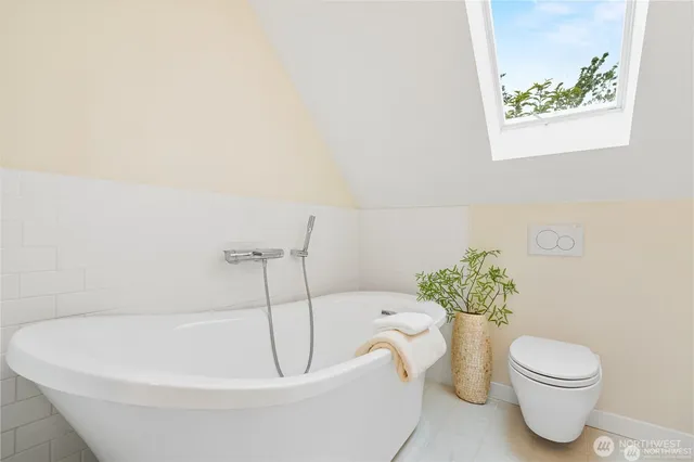 $1,299,950 | 6026 35th Avenue Northeast, Seattle, WA 98115